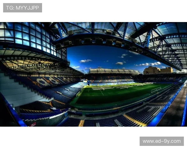 白城公共足球场联系方式及相关设施介绍